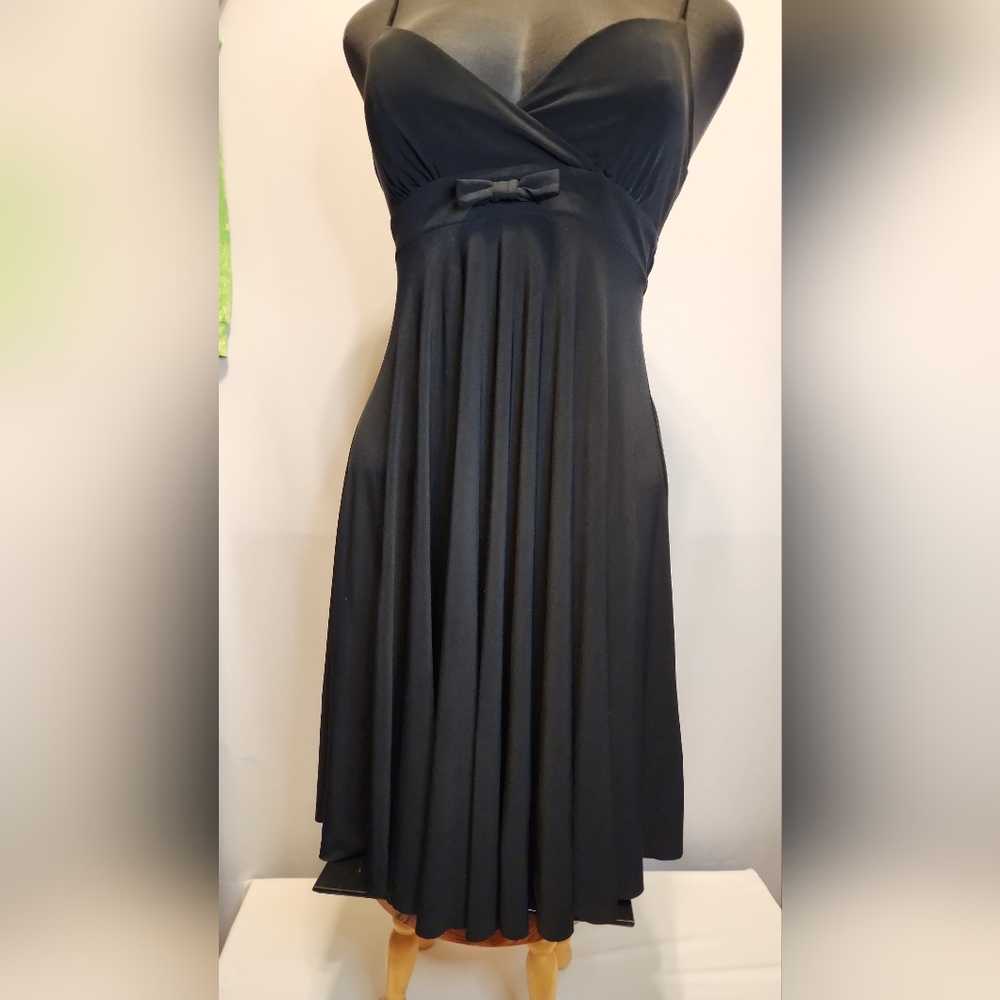 Mint (M) Macy's BCX little black dress (does stretch) + 2 cute bow accents